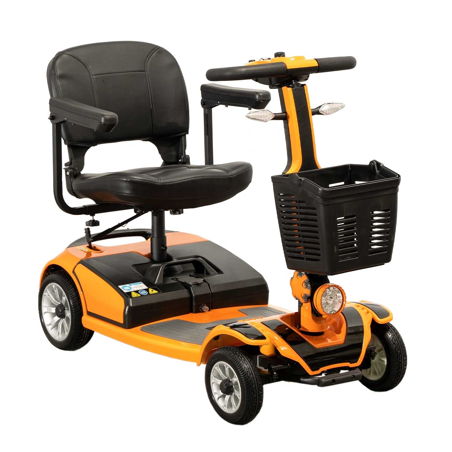 Scuter electric cu 4 roti pentru mobilitate, viteza maxima 7.8 km/h, autonomie 35 km