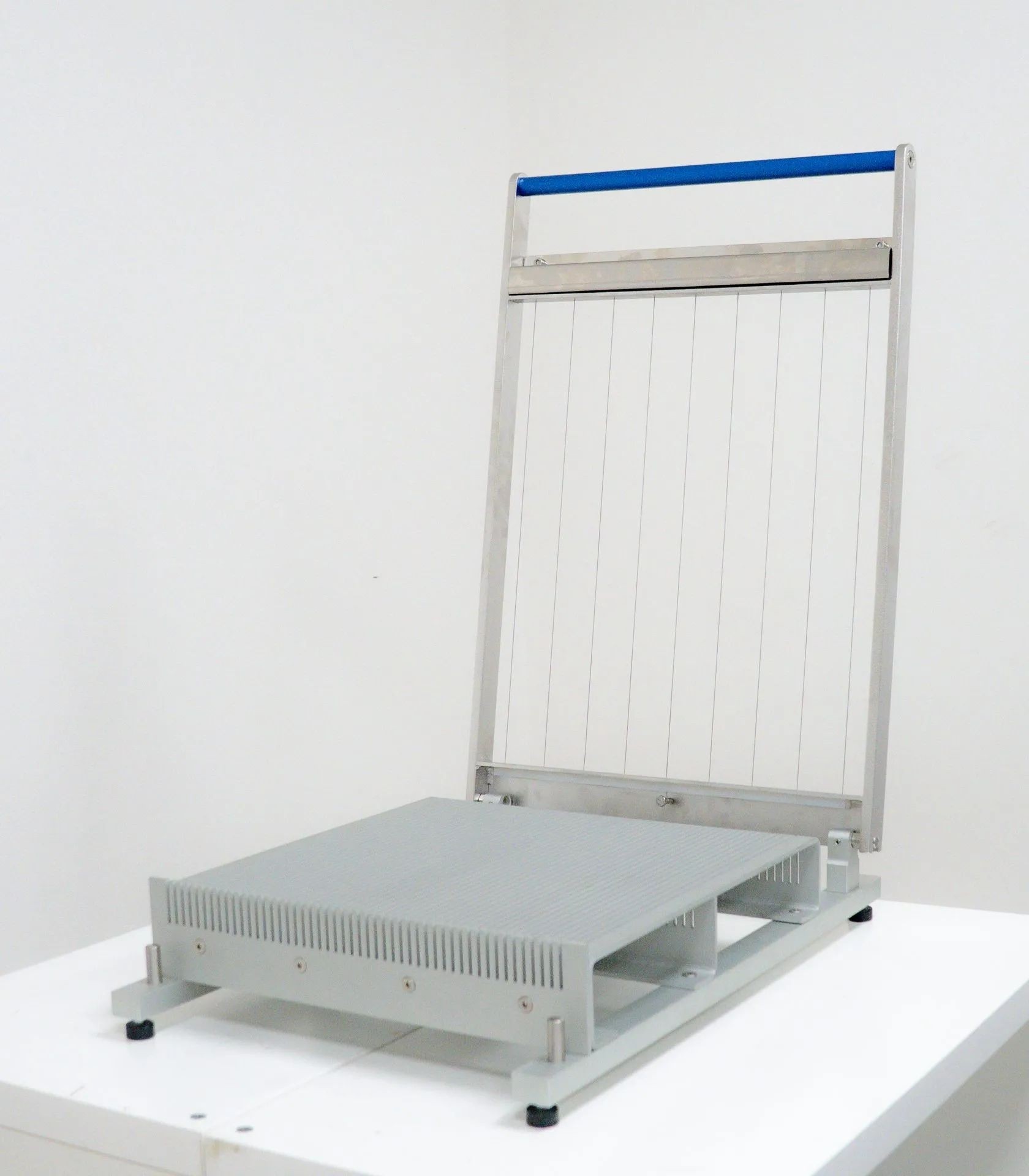 Chitara pentru prajituri, dimensiuni baza 400x595mm, greutate 6kg