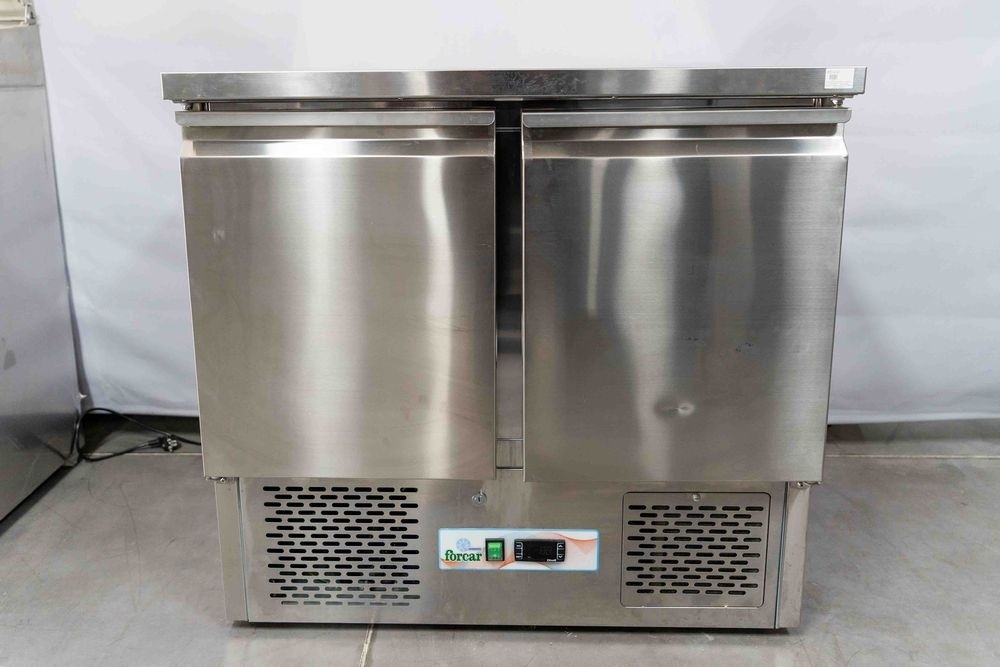 Saladeta refrigerata, temperatura de lucru +2grC-+8grC, plan de lucru din inox, Second Hand