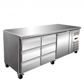 Masa rece, capacitate neta 465 litri, temperatura de lucru -2°C/+8°C, putere 208 W