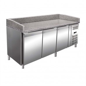 Banc refrigerat pentru pizza, cu 3 usi, dimensiuni 2025x800x1000mm, alimentare 220V, putere 230W