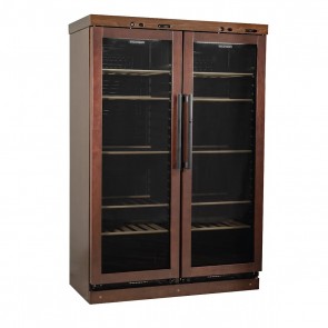 Vitrina verticala pentru vinuri, volum 355+355 litri, temperatura de lucru in intervalul +6/+16 °C, putere 250 W