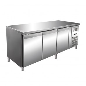 Masa rece, capacitate 635 litri, temperatura de lucru 2-8°C, putere 350 W
