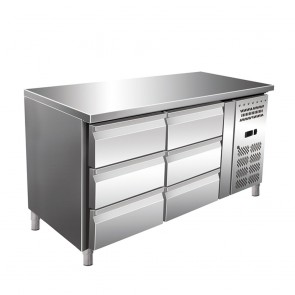 Masa rece, capacitate 314 litri, temperatura de lucru -2°C/+8°C, putere 208 W