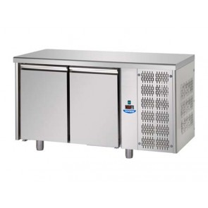 Masa refrigerata pentru patiserie, cu 2 usi, capacitate 440litri, putere 495W