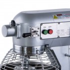 Mixer planetar, capacitate cuva 20 litri, paleta si carlig din otel inoxidabil, putere 1100W, comutator de siguranta